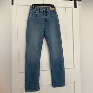 NWT Madewell 90’s straight jeans